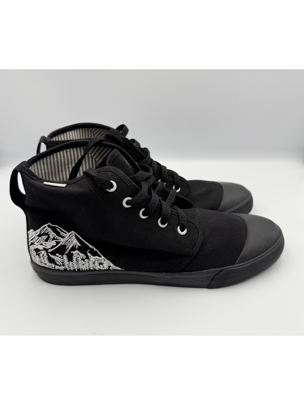 BANGS Shoes Black Canvas High Top Sneakers Mountain Embroidery Size M 8.5 W 10